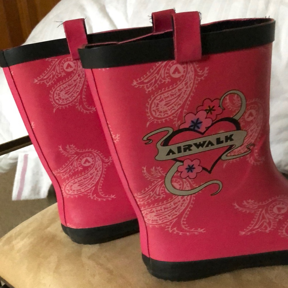 Rainboots - Picture 2 of 3